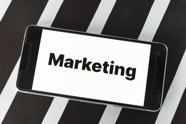 Blog vs Landing Page SEO: 7 Critical Differences You Must Know