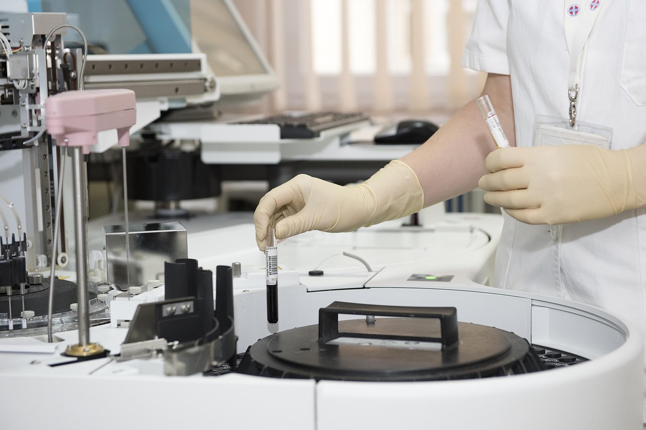 Marketing con IA: Un Motor de Crecimiento Estratégico para la Innovación en Salud