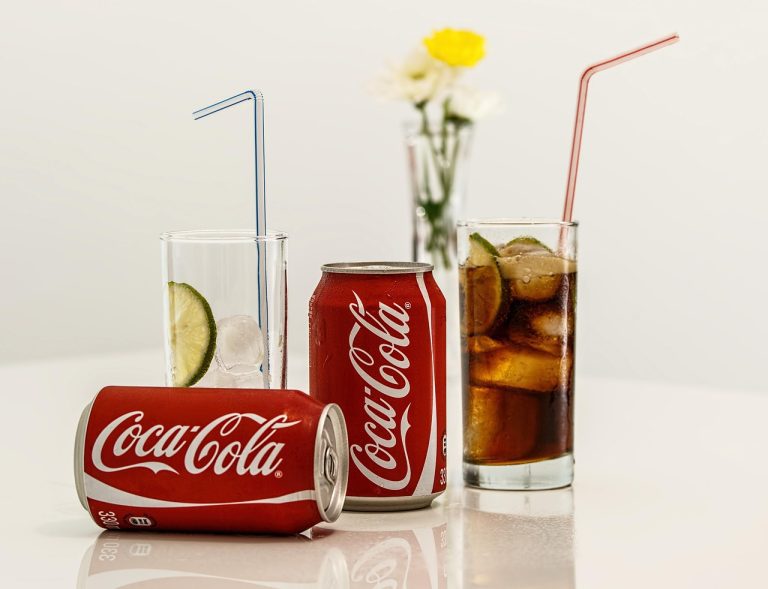 Coca Cola'nın AI Reklam Optimizasyonunda Hakimiyeti: Küresel Kampanyaları Geliştirme
