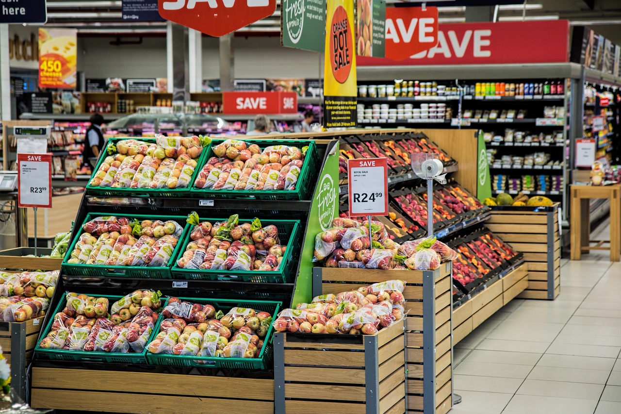 Decoded: How Cognitive Biases Influence Consumer Choice and Purchase Intent